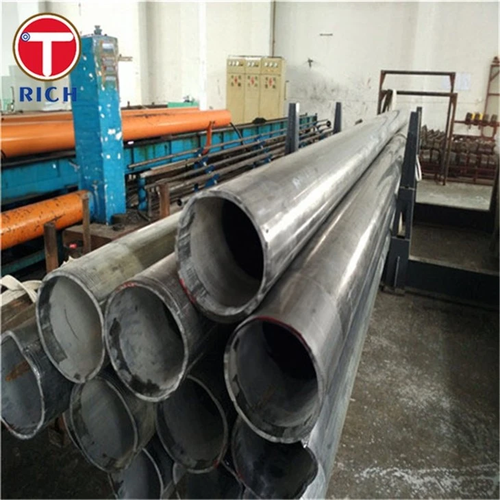 Seamless Steel Tubes For Petroleum Cracking